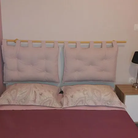 Cozy Near Historic Centre Apartamento