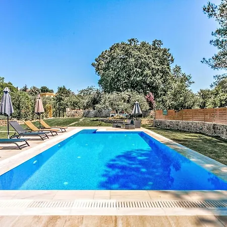 Villa Filia Stone *