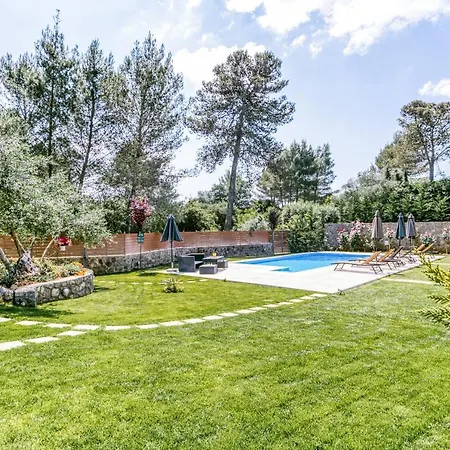 Villa Filia Stone Gouvia