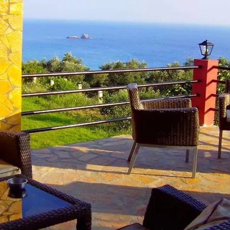 Apartment Perfect For A Family Escape - *