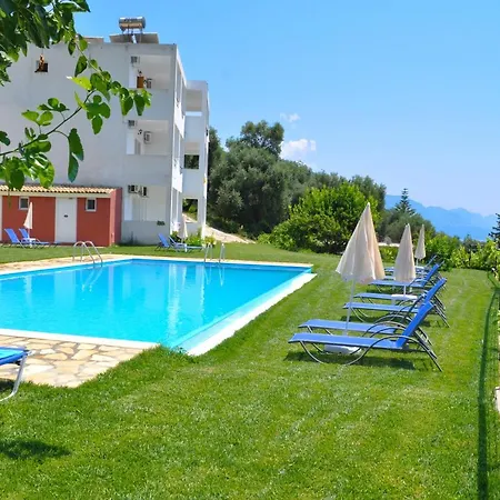 Apartment Perfect For A Family Escape - *