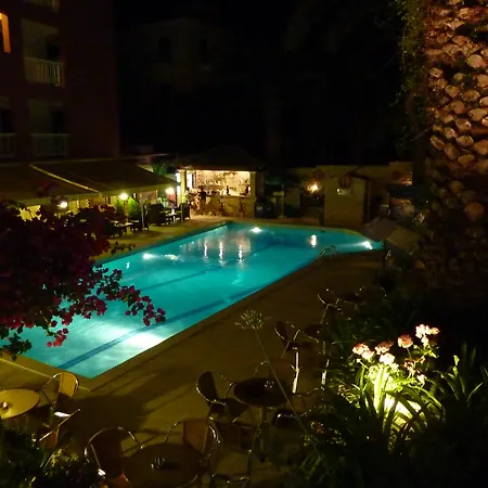 Oasis Hotel