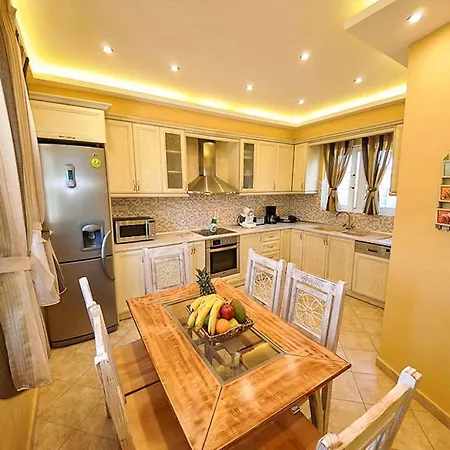 Erato Villa