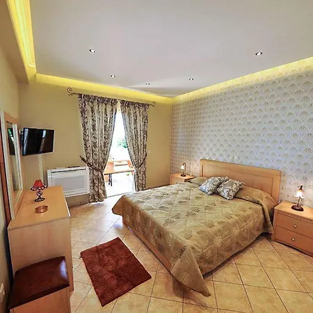 Villa Erato Halikounas
