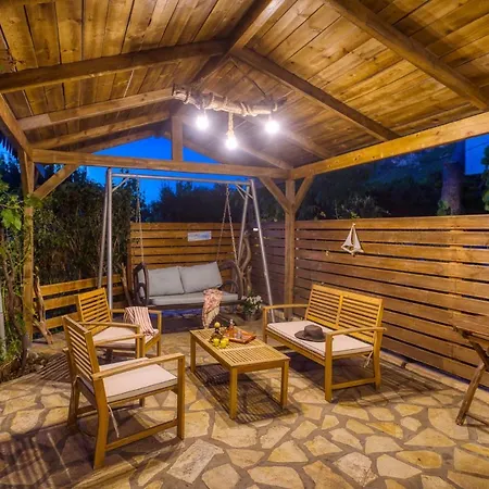 Christinas Apartment Agios Matthaios (Corfu)