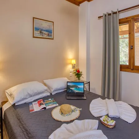 Christinas Apartment Agios Matthaios (Corfu)