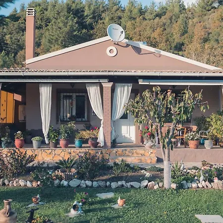 Holiday home Flower Garden House *