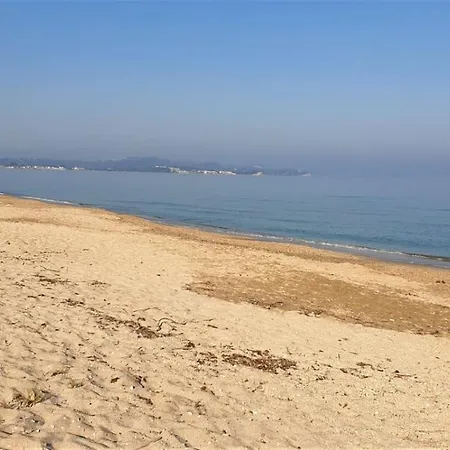 Dalas House Holiday home Almiros Beach