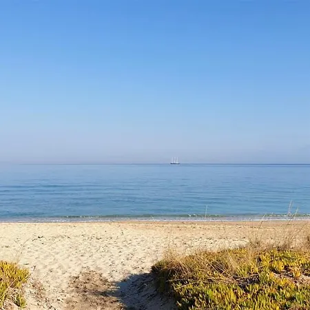 Dalas House Holiday home Almiros Beach