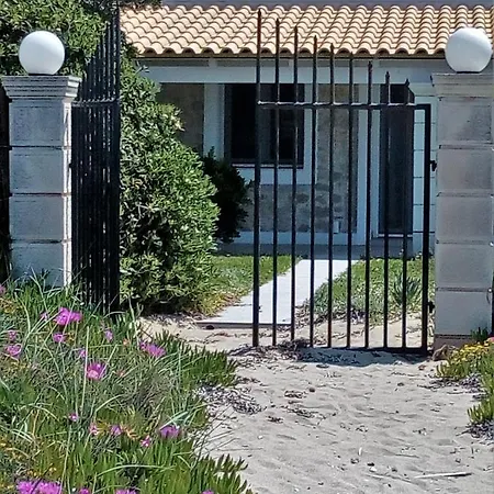 Dalas House Almiros Beach