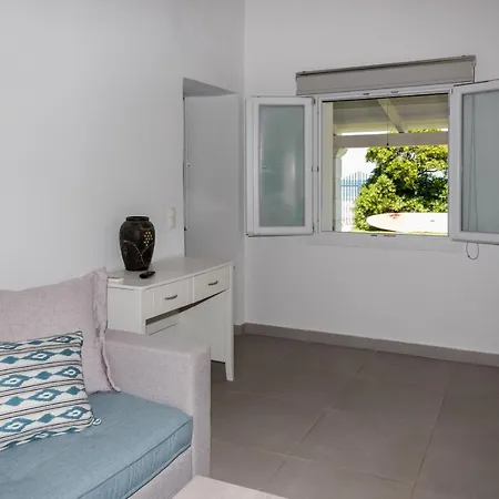 Holiday home Dalas House Almiros Beach