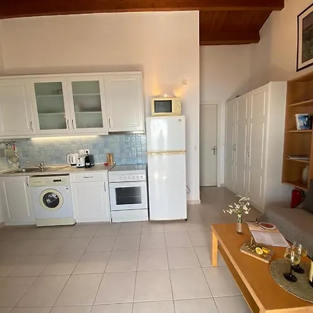 Seaview 126 Apartment Glyfada (Corfu)