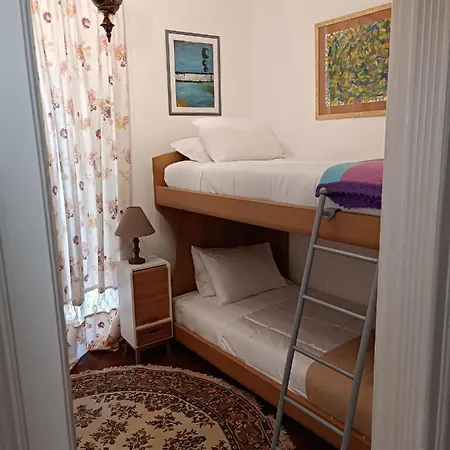Apartment Vintage & Art