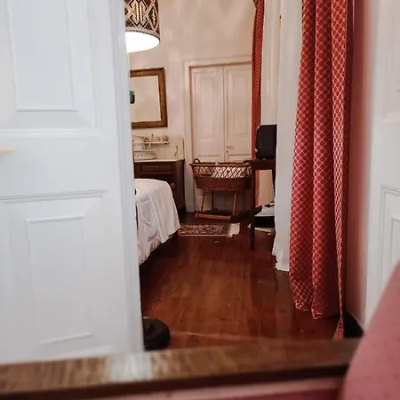 Vintage & Art Corfu (city)