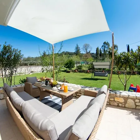 Giannakis Villa