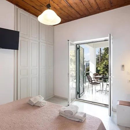 Appartement Nissaki Sea View *