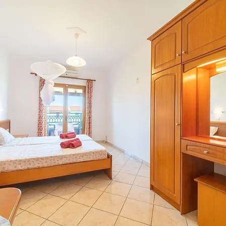 Apartment Giannis 5 *
