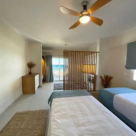 Apartment Beachfront 2-bed Luxury - Agios Gordios, Corfu, Greece