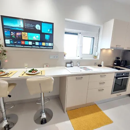 Kontis Apts