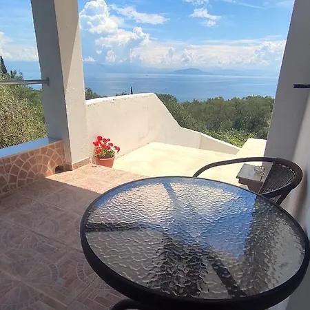 Holiday home Sea View House, Near Achilleio *