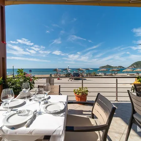 Hotel Athina