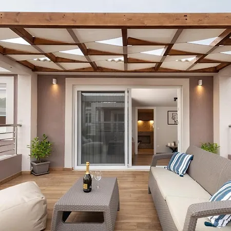 Seadream Villas *