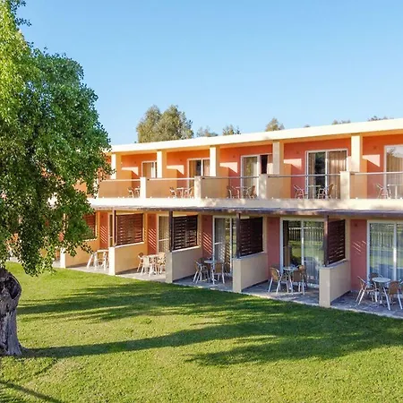 Messonghi Hotel Moraḯtika