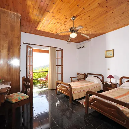 Ferienhaus Nikatsas No 2
