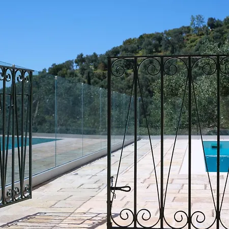 Villa Lookout *