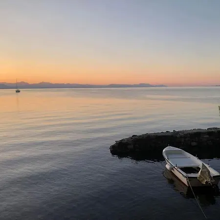 Levanda Seaview Apartment