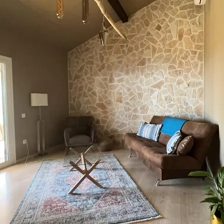 Apartment La Strade Apartments, Adults Only With Private Pool Katavolos