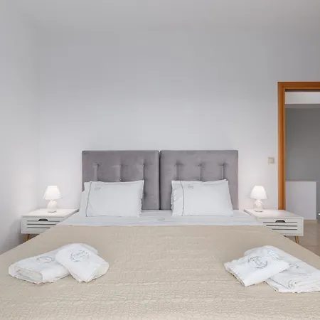 Olivia Corfu - Amazing Sea-view 3 Bedroom With A Pool * Gazatika