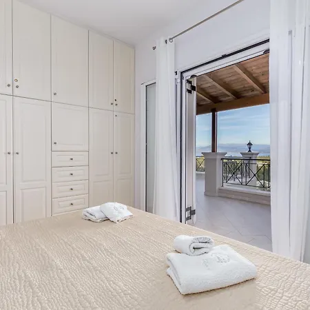 Olivia Corfu - Amazing Sea-view 3 Bedroom With A Pool Villa Gazatika