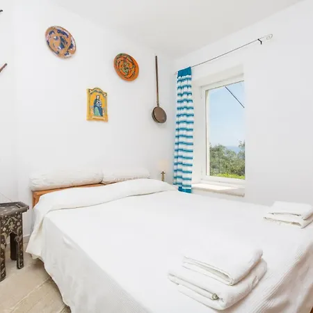 Villa The Olive Press Bay *