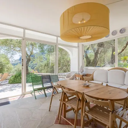 Villa The Olive Press Bay