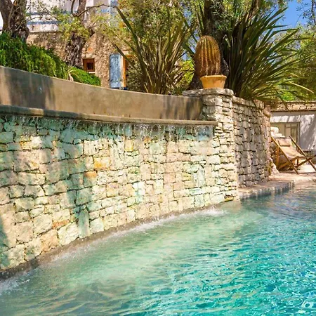 The Olive Press Bay Villa *