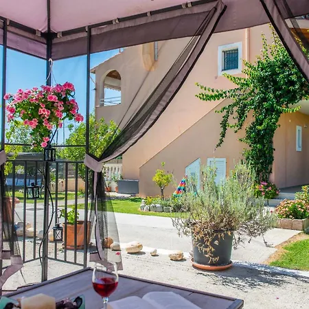 Zoe Boutique Acharavi (Corfu)