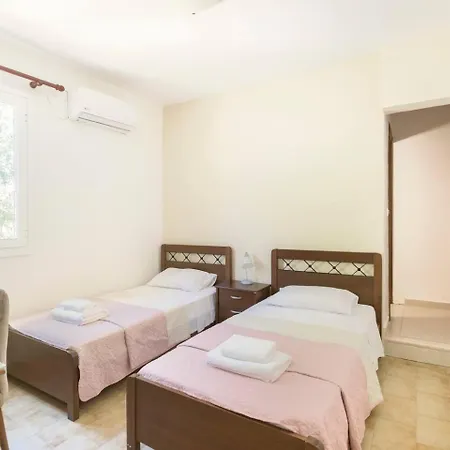 Seaview Family Morphou 38 New Era In Holidays Apartment Glyfada (Corfu)