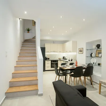 Marinasia's Corfu Town Apartment *