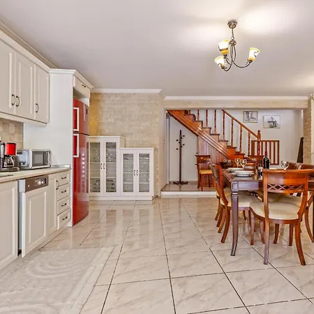 Apartment San Elias House Spartylas