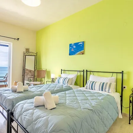 Nikos Seaside 3