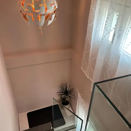 Spitaki Ferienhaus *