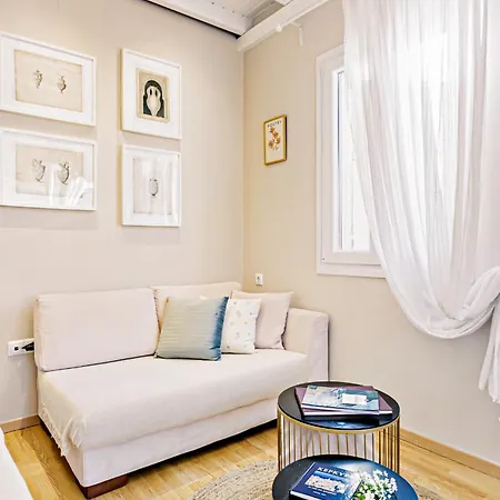 2bdr Floor Apartment-heart Of Corfu Old Town