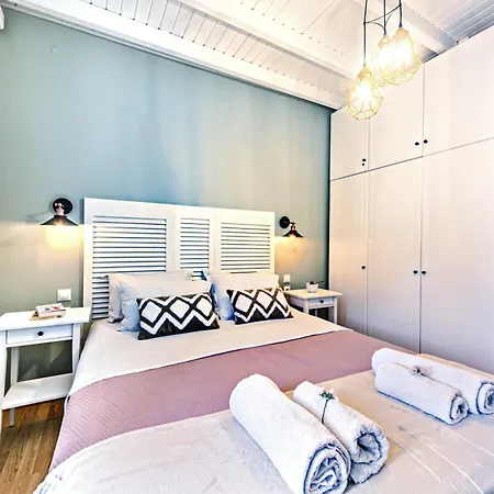 2bdr Floor Apartment-heart Of Corfu Old Town Apartment