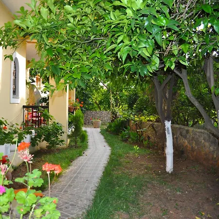 House Litsa With Parking And Gardens 50m From Agios Gordios * Agios Gordios (Corfu)