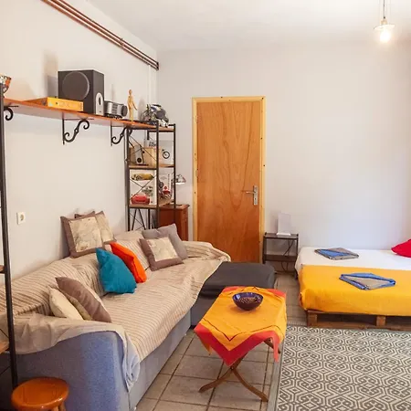 Jimmy's Cozy Gazatika