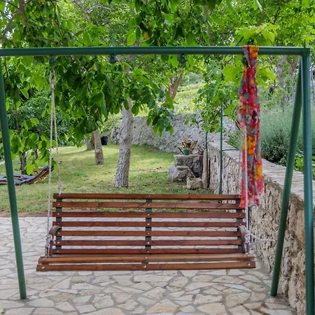 Villa Oros