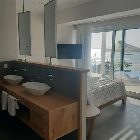 Paralia Luxury Apartment Agios Stefanos Avliotes (Corfu)