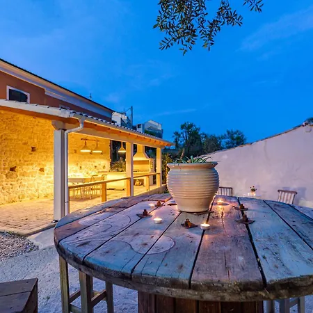 Pezouli, The Real Nature And Village Taste Ferienhaus