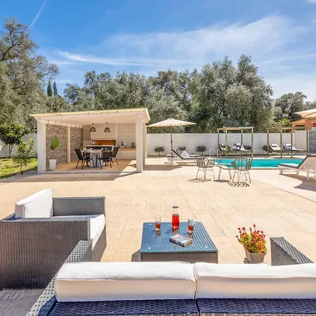 Elegio Villa *